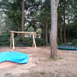 Robinia Houten Schommel Met Vogelnest PREMIUM Openbaar Gebruik -Aanbiedingen Buiten Plezier Winkel Robinia houten schommel vogelnest 120 cm.jpg 2