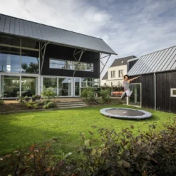 BERG Elfje Trampoline Inground 430 Groen SPORTS Super Bouncer -Aanbiedingen Buiten Plezier Winkel preview BERG Favorit 270 Grey Sports woman