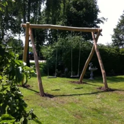 Robinia Schommel Met 2 Rubber Schommelzitjes Openbaar Gebruik