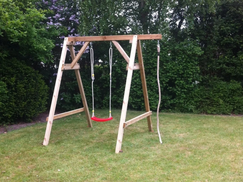 Schommel Compact – 3 Haken – 217 Cm. Hoog 3 Schommel Compact – 3 Haken – 217 Cm. Hoog